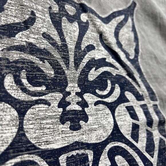 Men Gray sleeveless Tee Sz M PRE owned Excellent - Picture 2 of 6